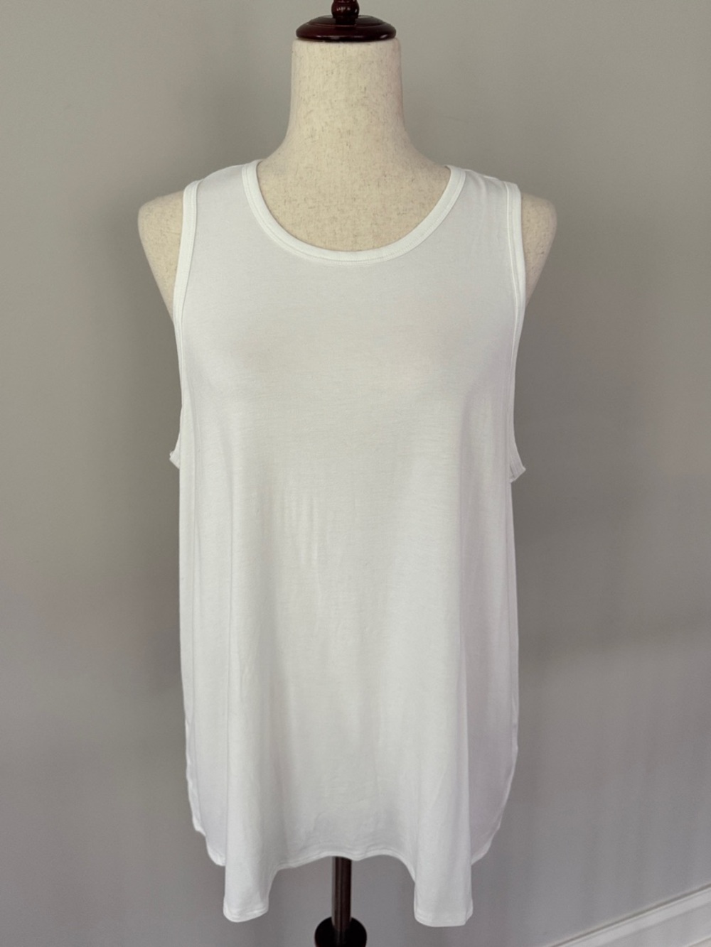 Old Navy White Sleeveless Tank Top